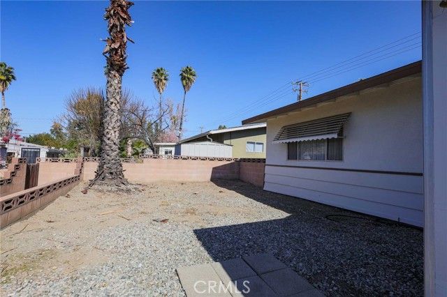 811 S State, Hemet, CA 92543