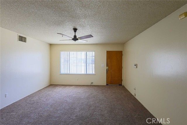 811 S State, Hemet, CA 92543