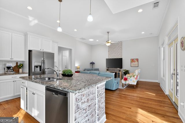 310 Pepperwood Way, Canton, GA 30114