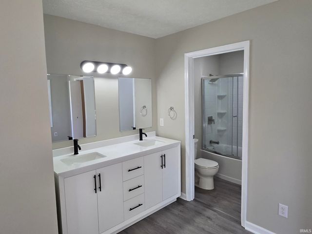 4081 N Brookwood Drive, Bloomington, IN 47404