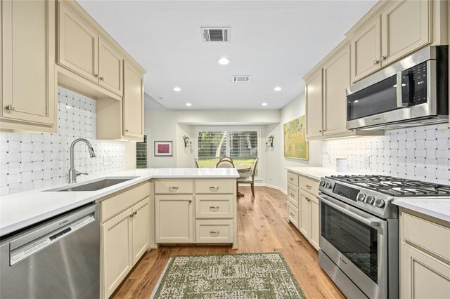 3117 Thousand Oaks DR, Austin, TX 78746