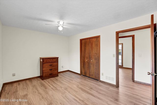 10312 Going Ct, Louisville, KY 40241