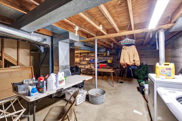 10312 Going Ct, Louisville, KY 40241