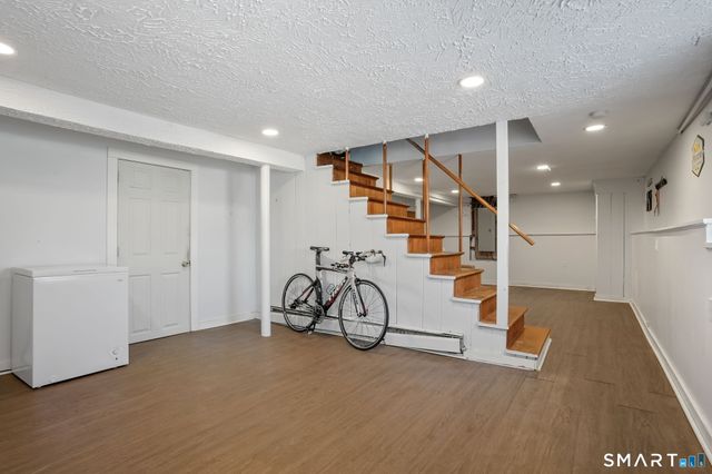 32 Valley View Road, Monroe, CT 06468