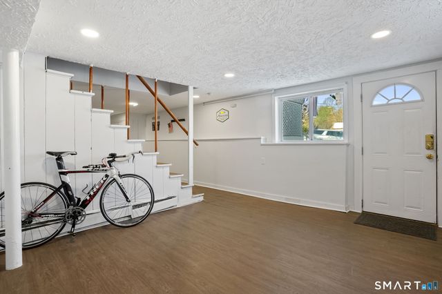 32 Valley View Road, Monroe, CT 06468