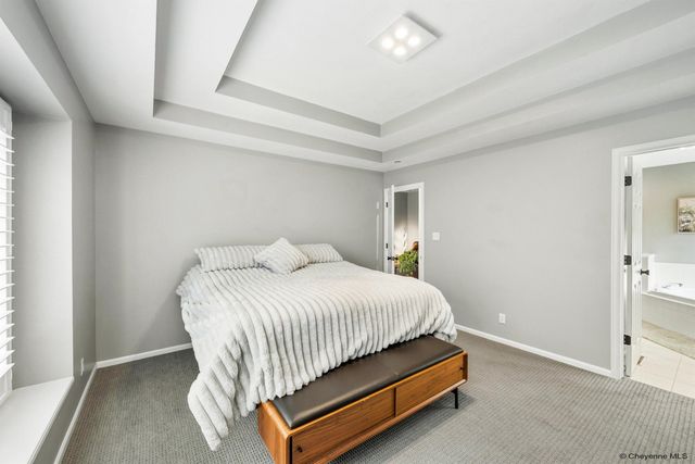 903 MONTCLAIR DR, Cheyenne, WY 82009