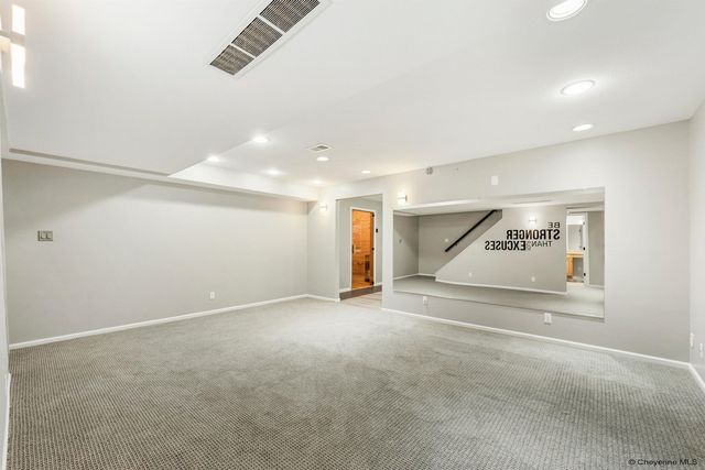 903 MONTCLAIR DR, Cheyenne, WY 82009