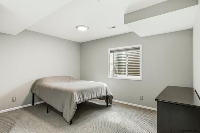 903 MONTCLAIR DR, Cheyenne, WY 82009