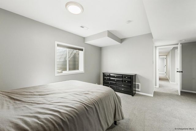 903 MONTCLAIR DR, Cheyenne, WY 82009