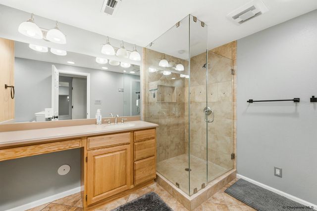 903 MONTCLAIR DR, Cheyenne, WY 82009
