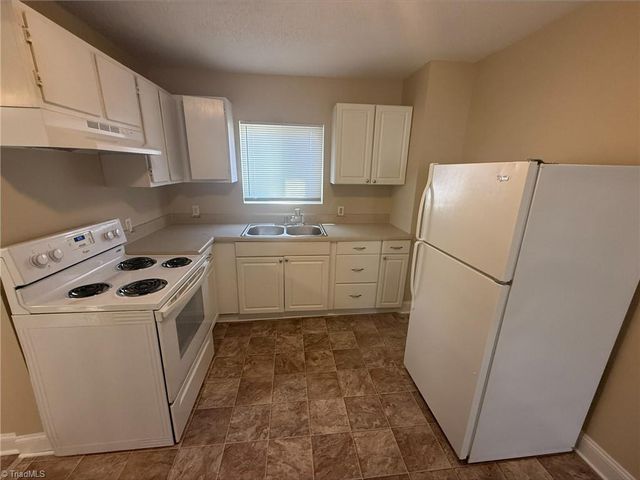 615 Garrett Street, Greensboro, NC 27406