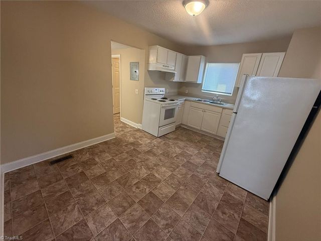 615 Garrett Street, Greensboro, NC 27406