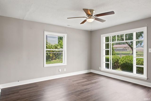 1621 Herndon Drive, Evansville, IN 47711