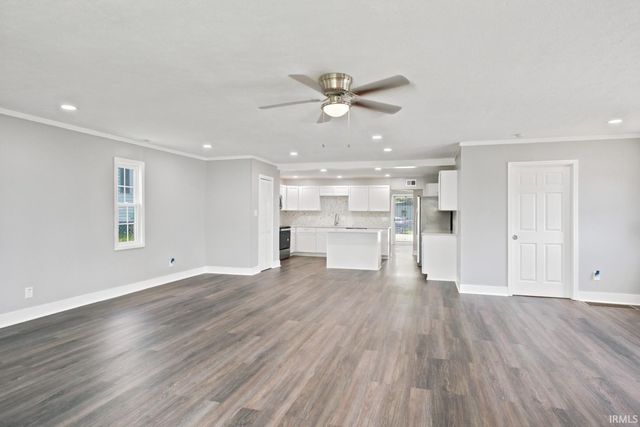 1621 Herndon Drive, Evansville, IN 47711