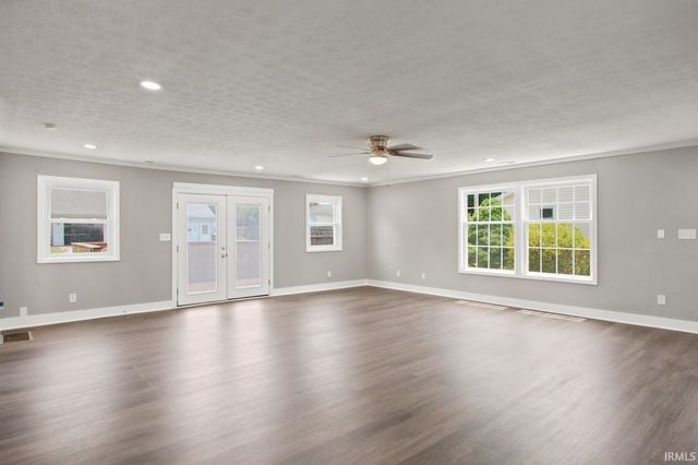 1621 Herndon Drive, Evansville, IN 47711