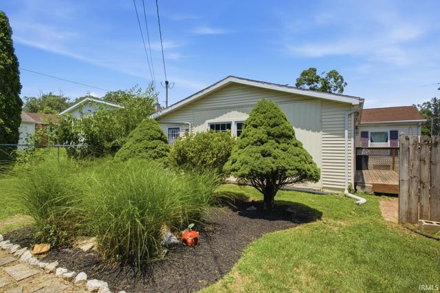 1621 Herndon Drive, Evansville, IN 47711
