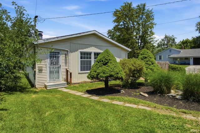1621 Herndon Drive, Evansville, IN 47711