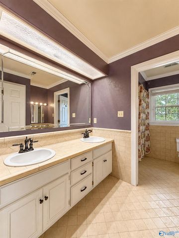 2804 Hunterwood Drive SE, Decatur, AL 35603