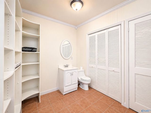 2804 Hunterwood Drive SE, Decatur, AL 35603
