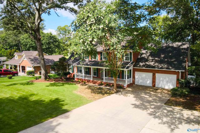 2804 Hunterwood Drive SE, Decatur, AL 35603