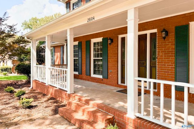 2804 Hunterwood Drive SE, Decatur, AL 35603