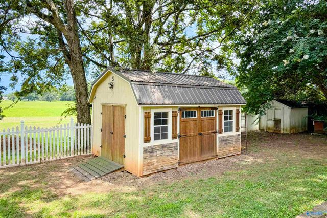 2804 Hunterwood Drive SE, Decatur, AL 35603