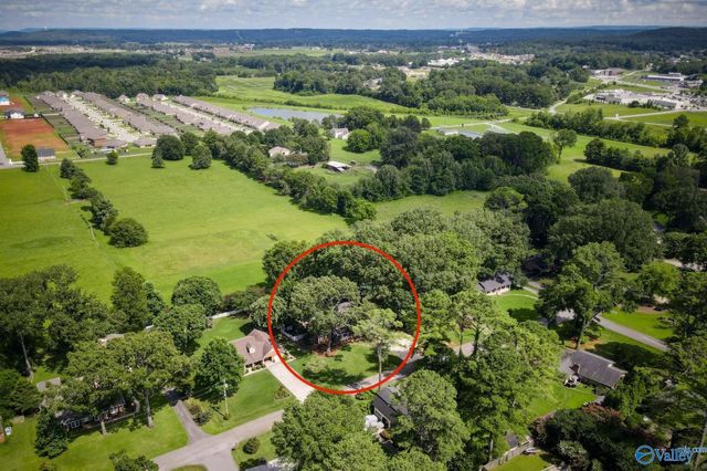 2804 Hunterwood Drive SE, Decatur, AL 35603