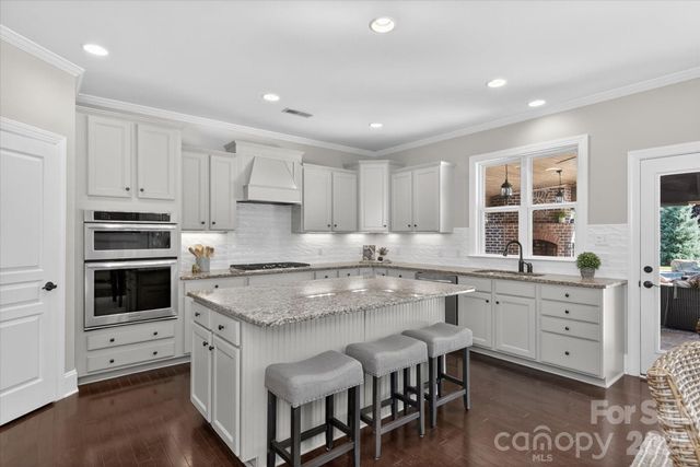 10405 Waxhaw Manor Drive, Waxhaw, NC 28173