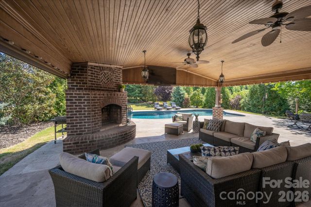 10405 Waxhaw Manor Drive, Waxhaw, NC 28173
