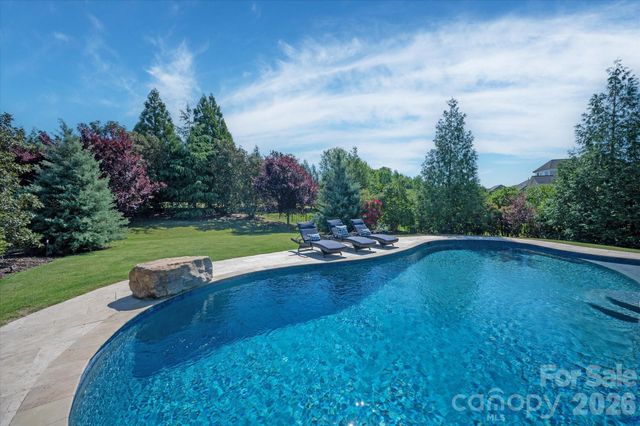 10405 Waxhaw Manor Drive, Waxhaw, NC 28173