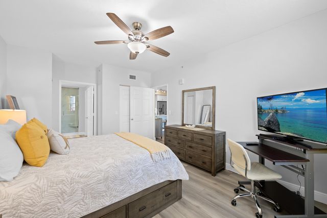 720 S Sapodilla Avenue S 502, West Palm Beach, FL 33401