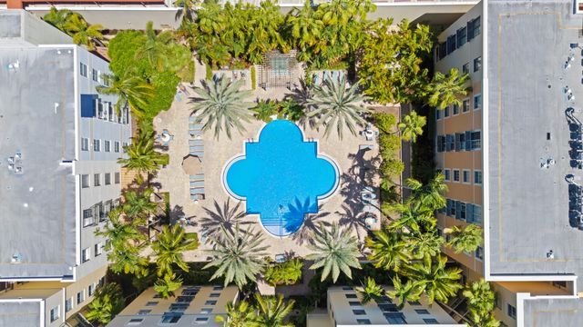 720 S Sapodilla Avenue S 502, West Palm Beach, FL 33401