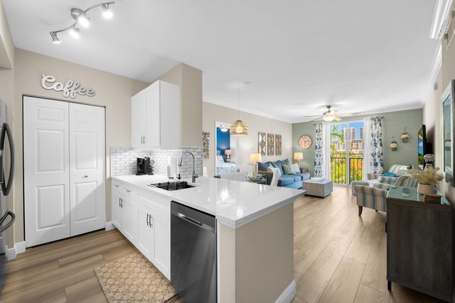 720 S Sapodilla Avenue S 502, West Palm Beach, FL 33401