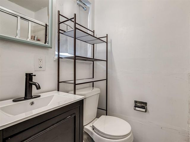2621 N Redmond Avenue, Oklahoma City, OK 73127