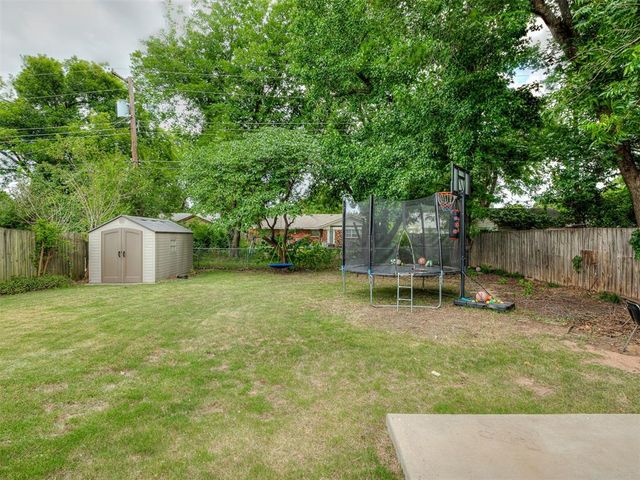 2621 N Redmond Avenue, Oklahoma City, OK 73127