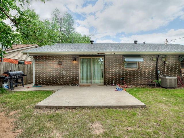 2621 N Redmond Avenue, Oklahoma City, OK 73127
