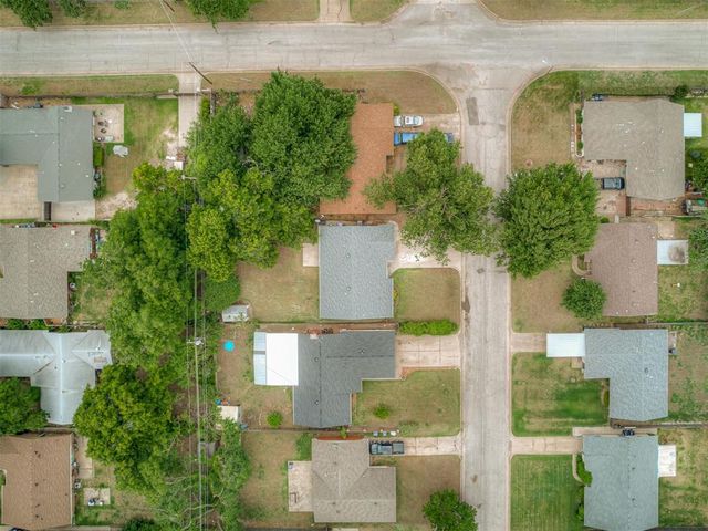 2621 N Redmond Avenue, Oklahoma City, OK 73127