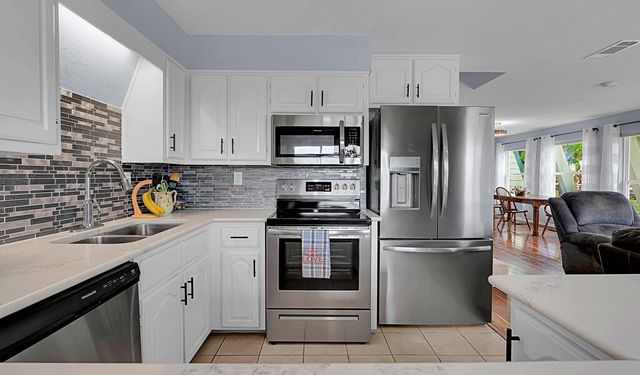 287 Canyon Drive, Whitney, TX 76692