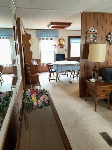 526 RAMBLEWOOD LN, North Wales, PA 19454