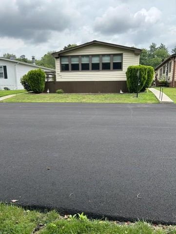 526 RAMBLEWOOD LN, North Wales, PA 19454