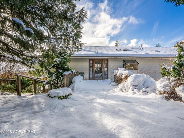 926 Jackson Street, Ketchikan, AK 99901