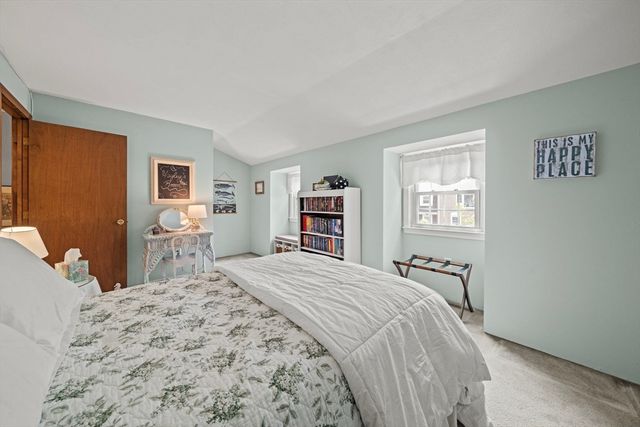 17 Cannongate Road 92, Tyngsborough, MA 01879