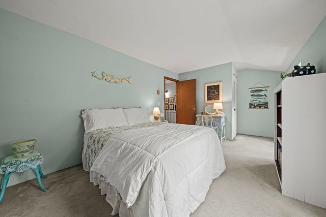 17 Cannongate Road 92, Tyngsborough, MA 01879