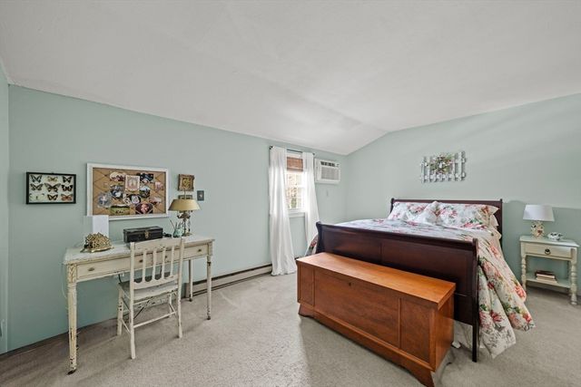 17 Cannongate Road 92, Tyngsborough, MA 01879