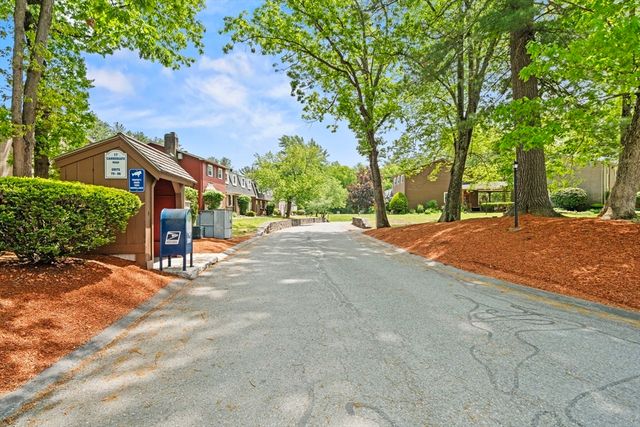 17 Cannongate Road 92, Tyngsborough, MA 01879