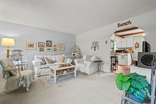 17 Cannongate Road 92, Tyngsborough, MA 01879