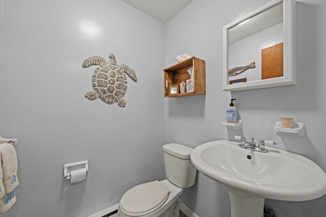 17 Cannongate Road 92, Tyngsborough, MA 01879