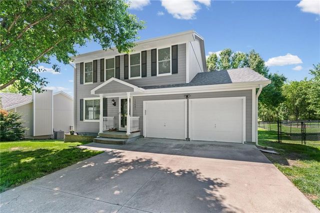 15801 E 2nd Street S, Independence, MO 64050
