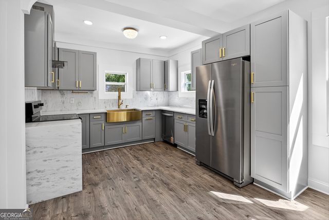 208 Royal Avenue, Hogansville, GA 30230