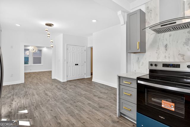 208 Royal Avenue, Hogansville, GA 30230